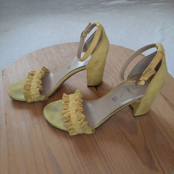 Unisa Suede Block Heel Sandals Size 7 - Picture 1 of 9
